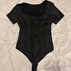 SHEIN Black Short Sleeve Bodysuit
